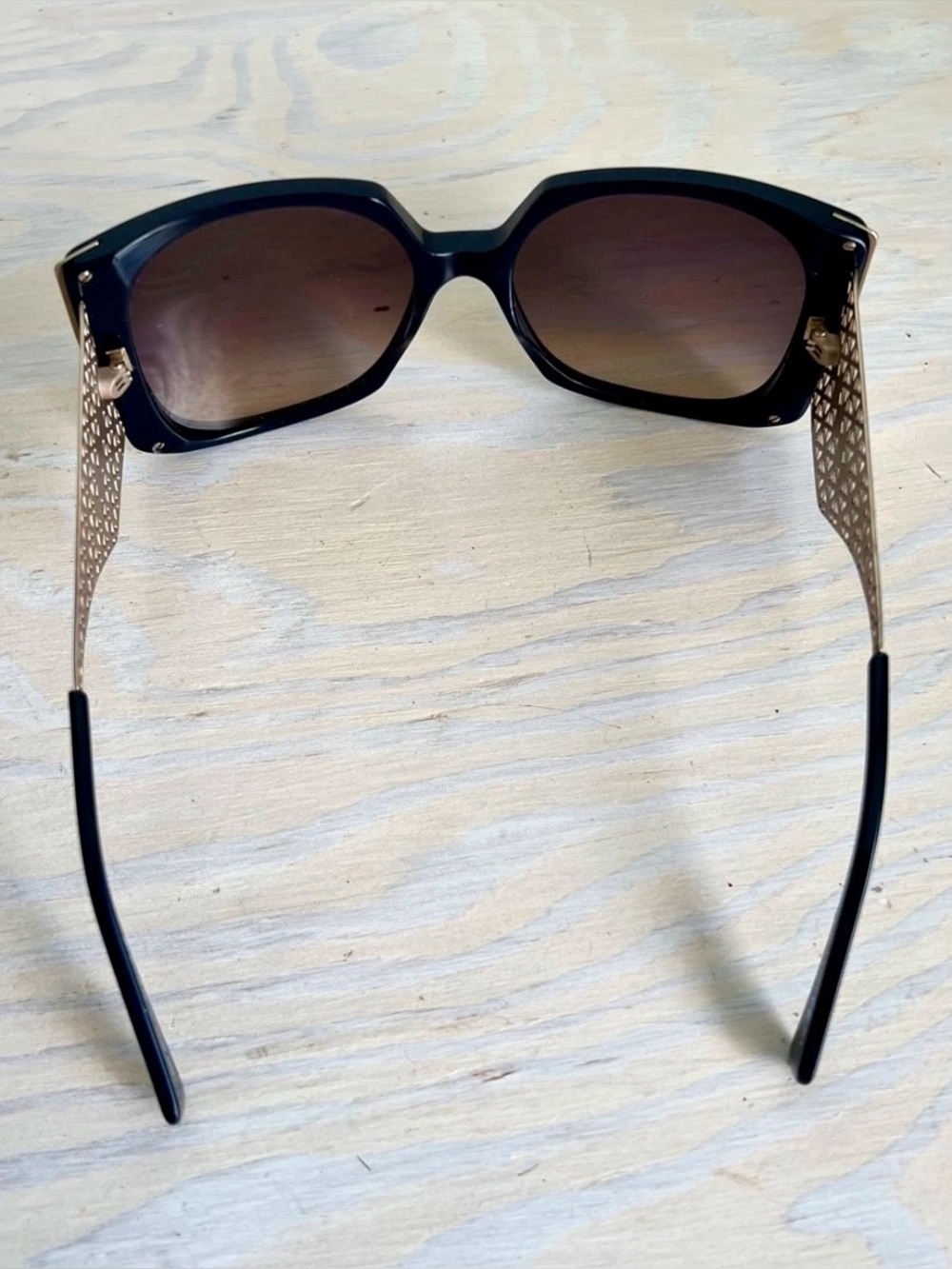 Alexander McQueen Black Sunglasses Silver-tone Pewter lattice Metal Accents COA - Picture 8 of 15